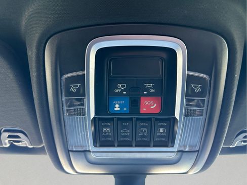 Used 2023 RAM 1500 Big Horn AWD/4WD image 35
