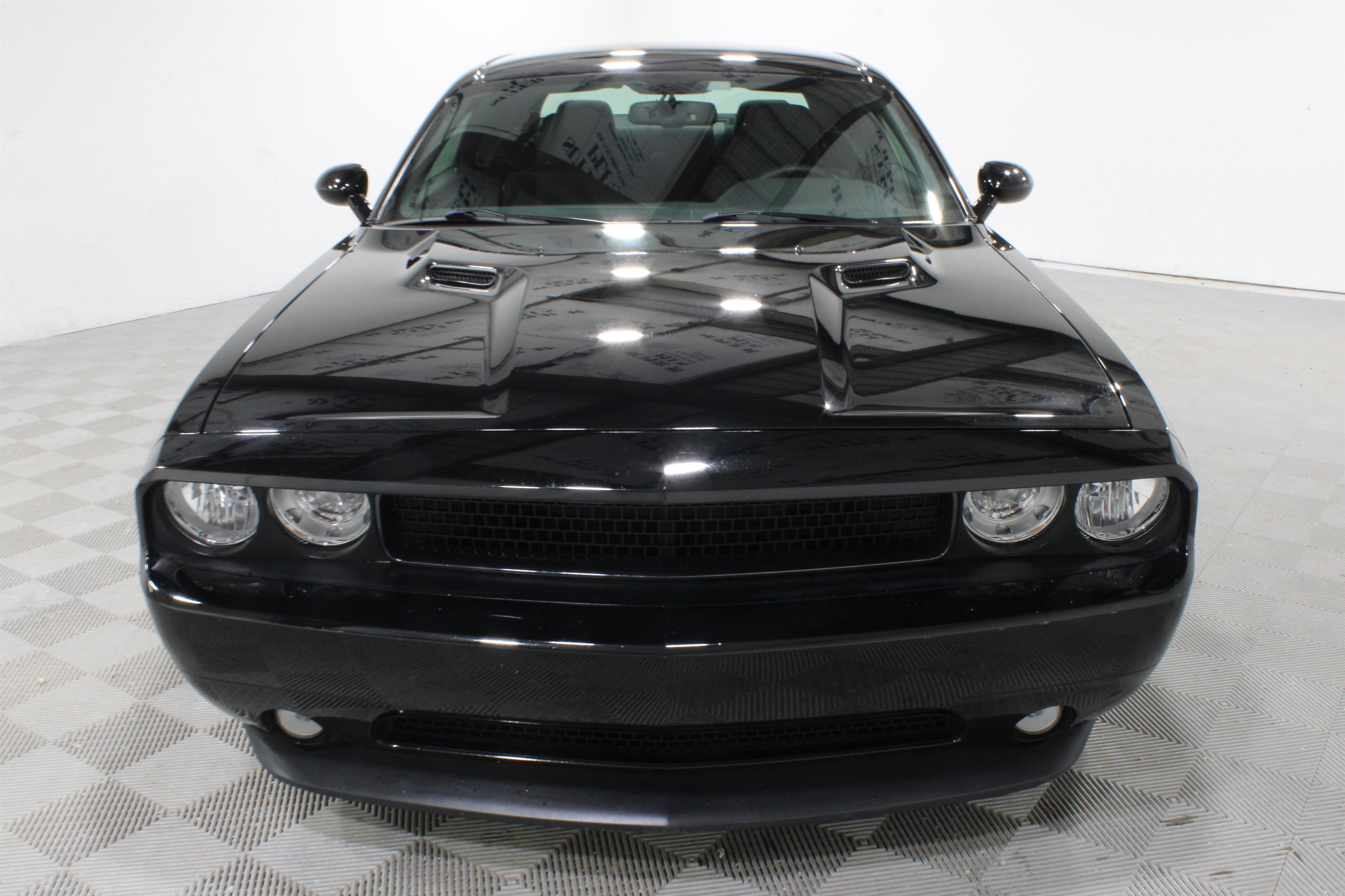 Used 2014 Dodge Challenger R/T w/ Blacktop Package RWD image 8