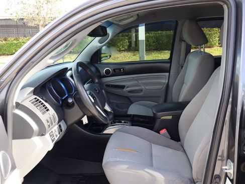 Used 2012 Toyota Tacoma 4x4 Double Cab w/ SR5 Pkg image 14