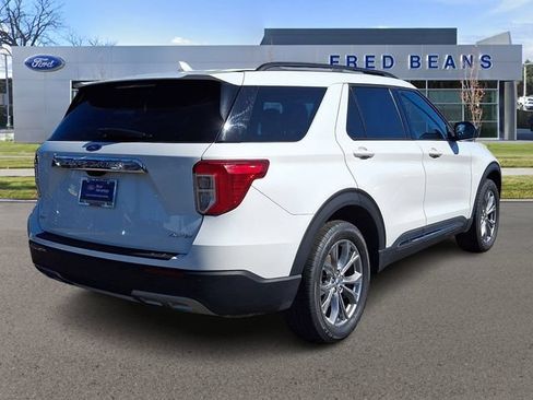 Certified 2022 Ford Explorer XLT w/ Equipment Group 202A AWD/4WD image 9