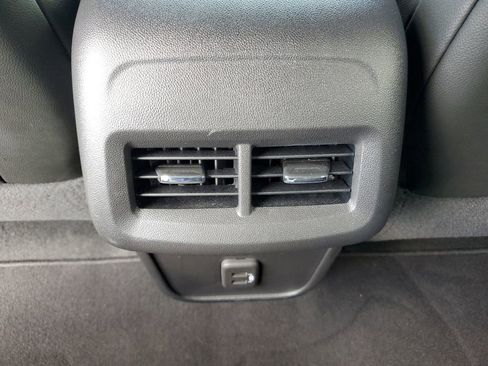 Used 2022 Chevrolet Equinox RS w/ RS Leather Package image 12