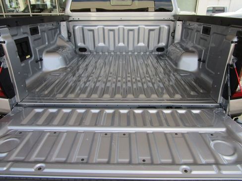 Used 2024 Ford Ranger XLT w/ FX4 Off-Road Package image 16