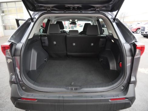 Certified 2025 Toyota RAV4 LE image 19