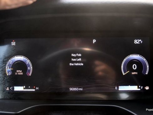 Used 2022 Jeep Grand Cherokee L Laredo image 15