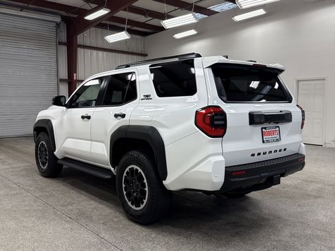 Used 2025 Toyota 4Runner TRD Off-Road image 22