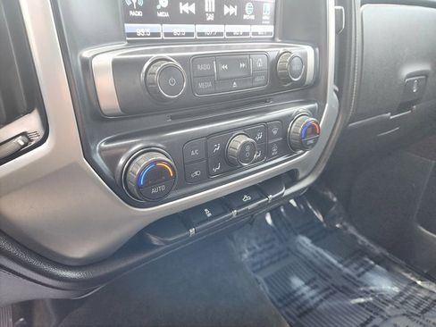 Used 2018 GMC Sierra 1500 SLE w/ SLE Fleet Preferred Package image 18