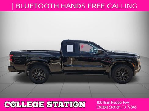 Used 2024 Nissan Frontier SV w/ SV Convenience Package RWD image 8