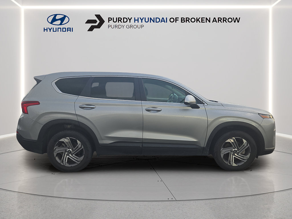 Certified 2023 Hyundai Santa Fe SE FWD image 2