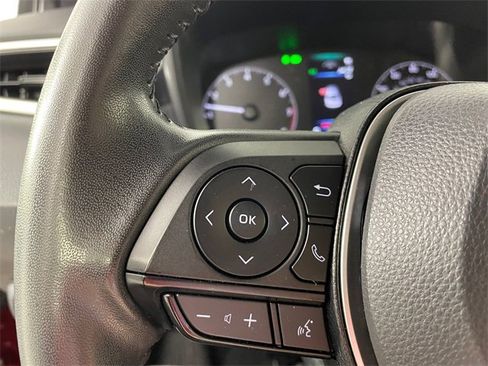 Used 2023 Toyota Corolla SE w/ SE Premium Package image 10