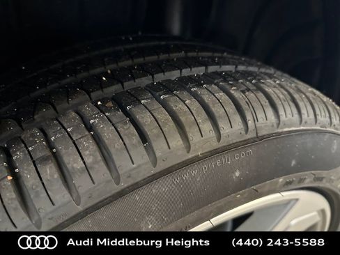 New 2025 Audi Q3 2.0T Premium image 30