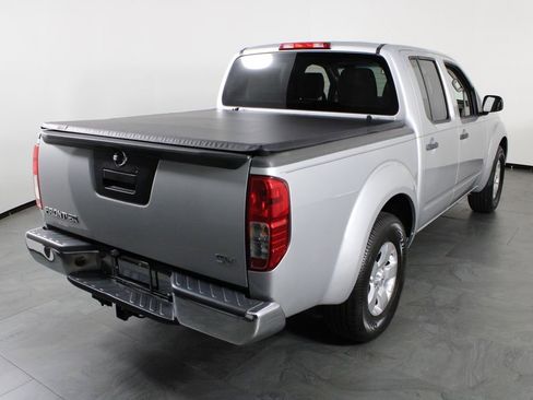 Used 2013 Nissan Frontier SV image 15
