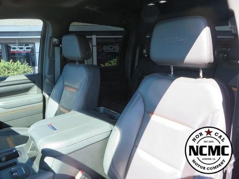Used 2025 GMC Sierra 2500 AT4 AWD/4WD image 26