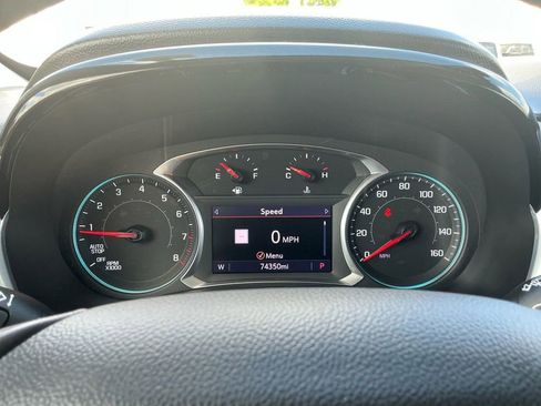 Used 2021 Chevrolet Traverse RS FWD image 19