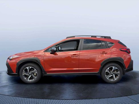 Used 2024 Subaru Crosstrek 2.0i Premium AWD/4WD image 3