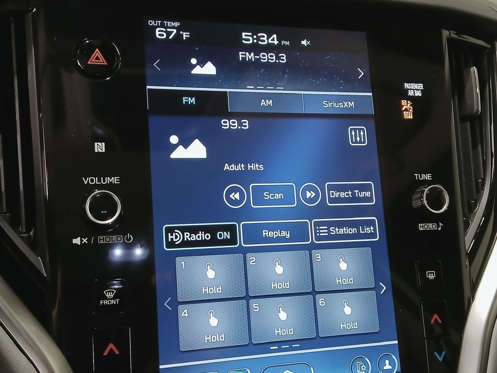 Used 2025 Subaru Outback Premium AWD/4WD image 22