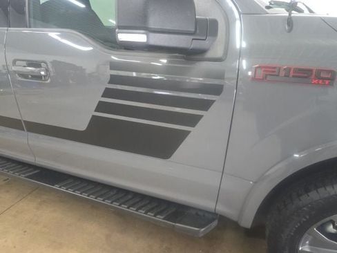 Used 2018 Ford F150 XLT w/ Equipment Group 302A Luxury AWD/4WD image 3