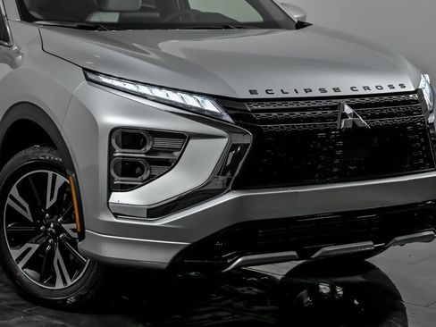 New 2026 Mitsubishi Eclipse Cross SE image 2