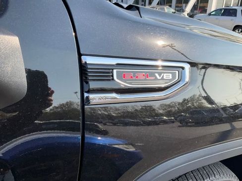 Used 2022 GMC Sierra 1500 Denali w/ Denali Premium Package image 10