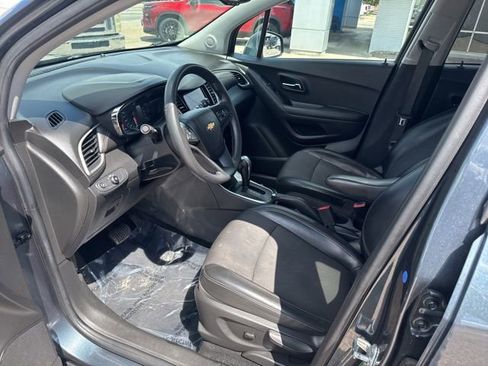 Certified 2021 Chevrolet Trax LT image 11