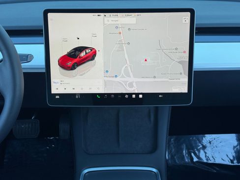 Used 2022 Tesla Model 3 image 21