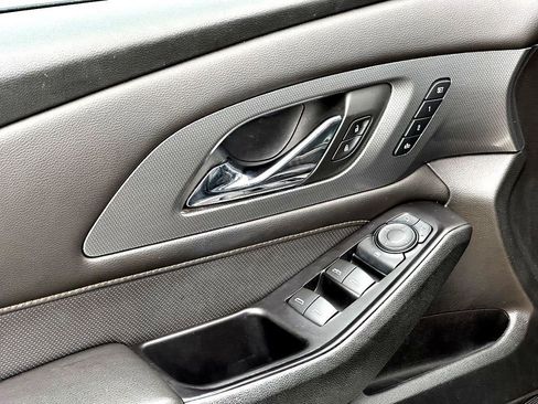 Used 2019 Chevrolet Traverse Premier w/ Redline Edition image 13