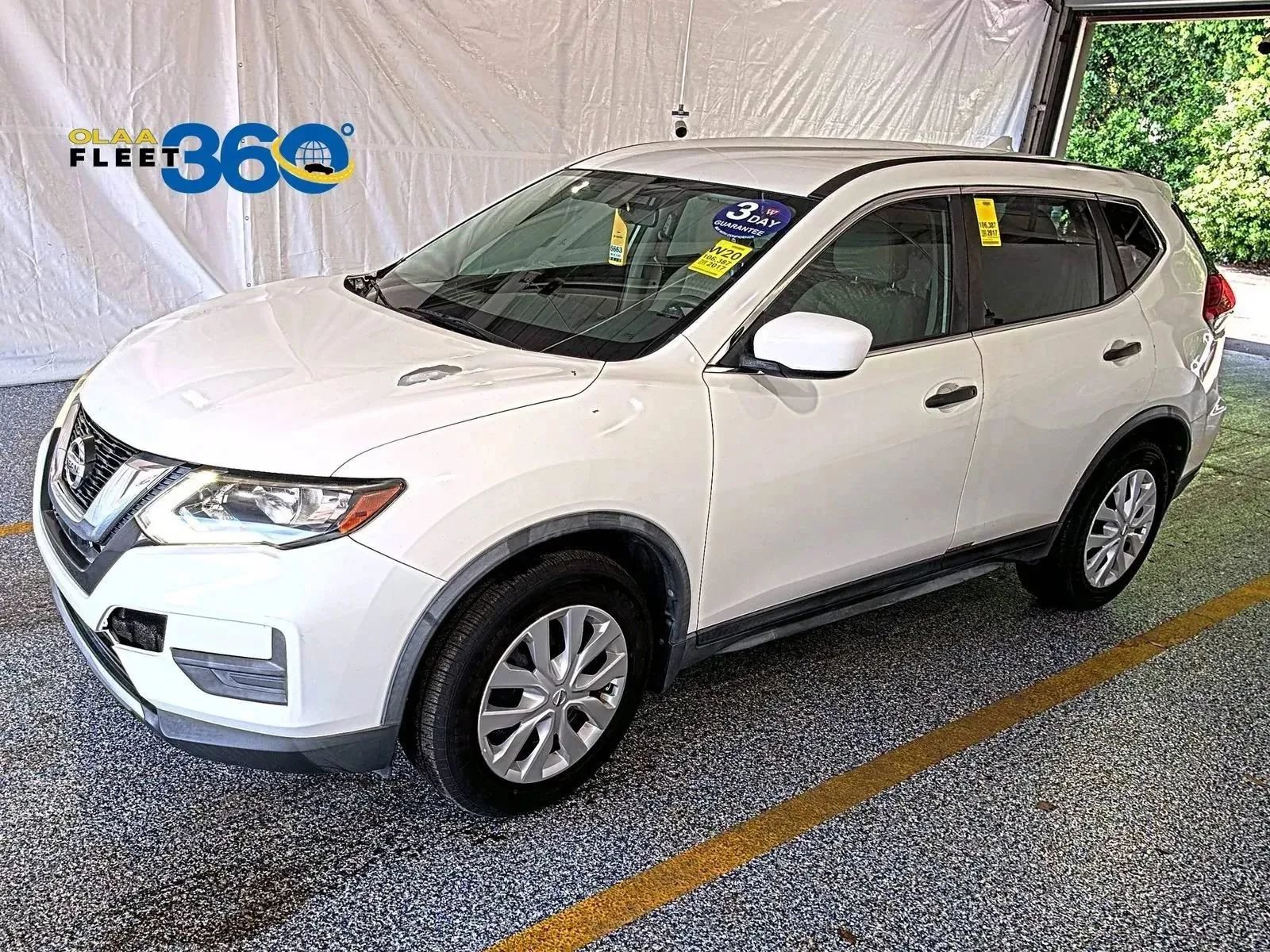 Used 2017 Nissan Rogue S FWD image 1