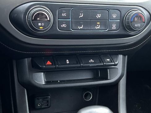 Certified 2022 GMC Canyon Elevation image 23