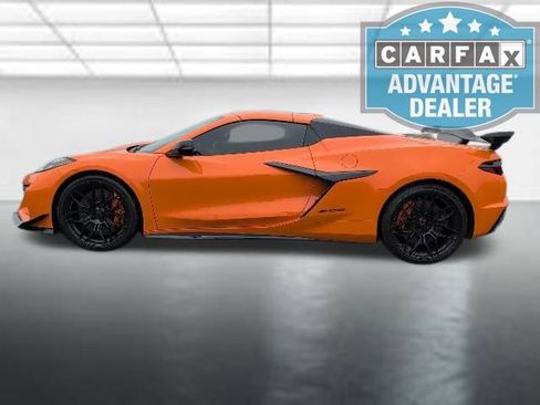 Used 2024 Chevrolet Corvette Z06 w/ Z07 Performance Package image 31