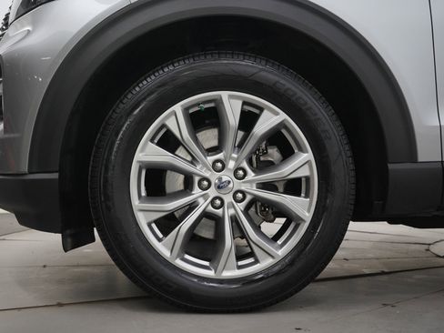 Used 2021 Ford Explorer Limited w/ Equipment Group 301A image 34