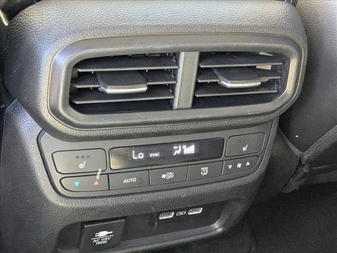 Certified 2023 Honda Pilot Elite image 17