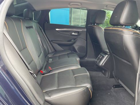 Used 2018 Chevrolet Impala Premier FWD image 31