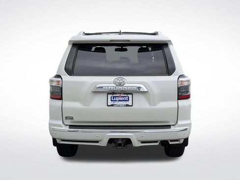Used 2016 Toyota 4Runner Limited AWD/4WD image 4