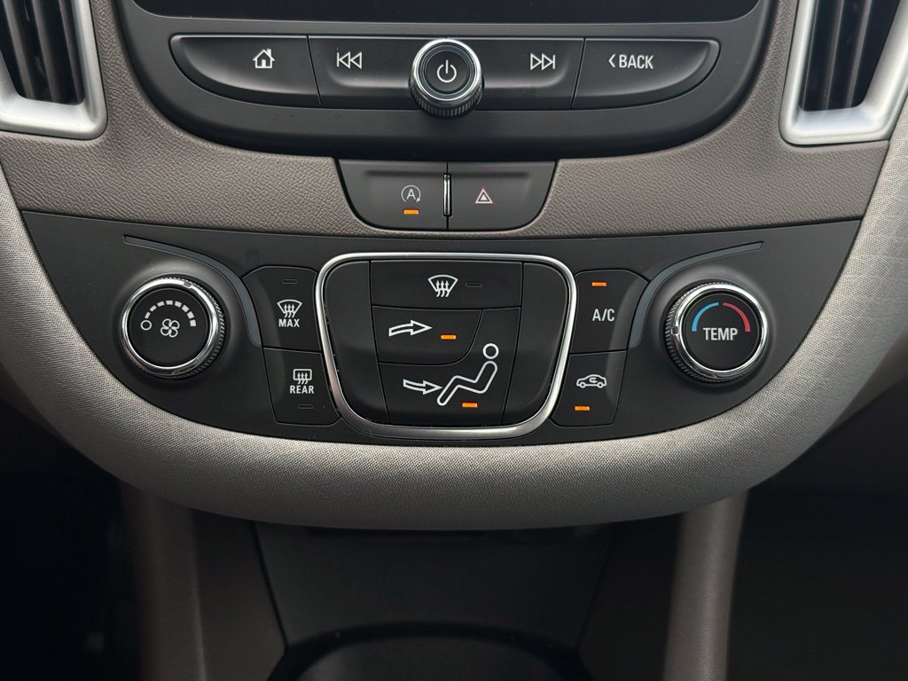 Used 2024 Chevrolet Malibu LS FWD image 31