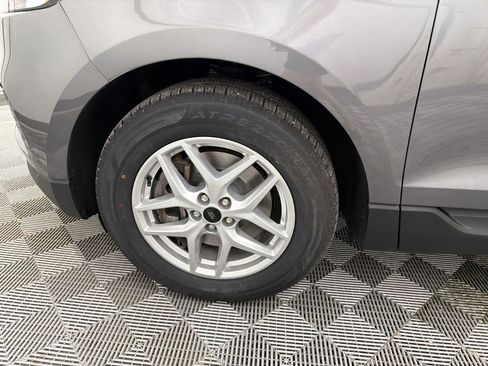 Used 2024 Toyota RAV4 XSE w/ Weather Package AWD/4WD image 45