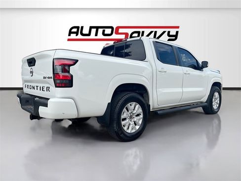 Used 2022 Nissan Frontier SV image 7
