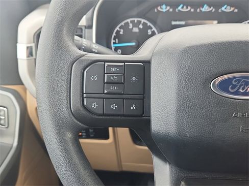Used 2023 Ford F150 XLT image 19