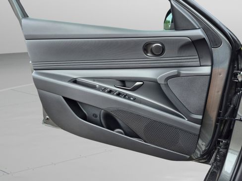 New 2026 Hyundai Elantra Sport FWD image 21