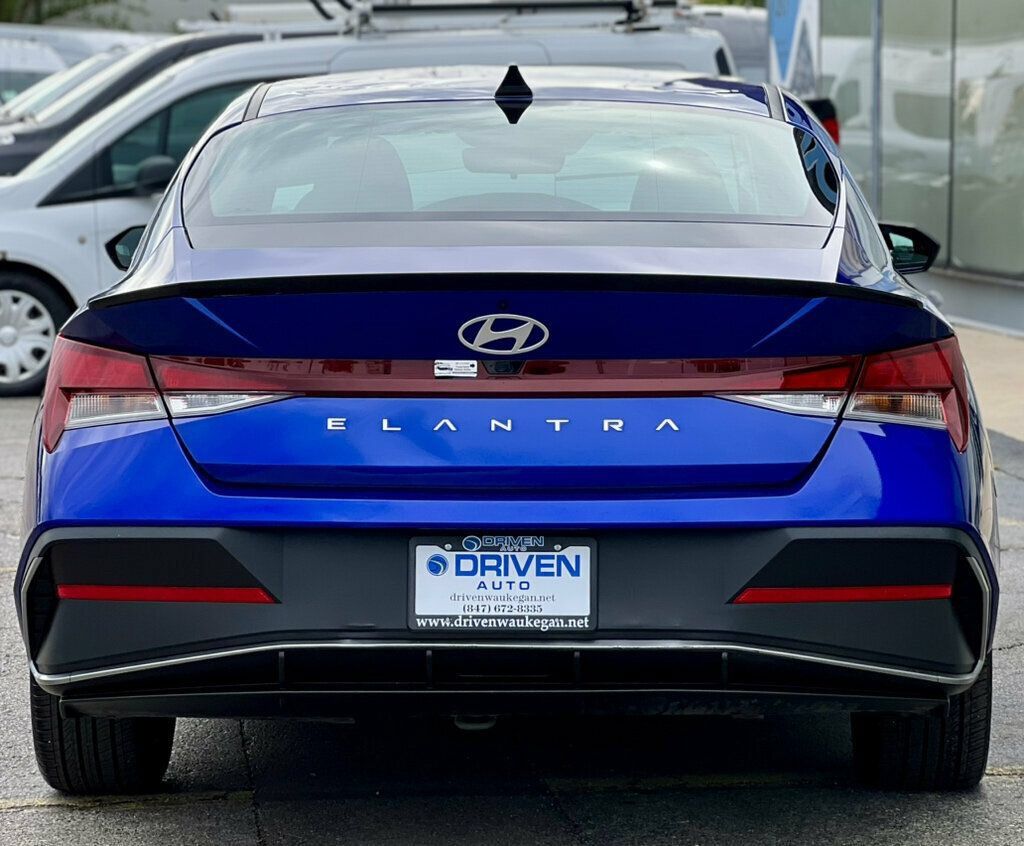 Used 2026 Hyundai Elantra Sport w/ Cargo Package FWD image 30