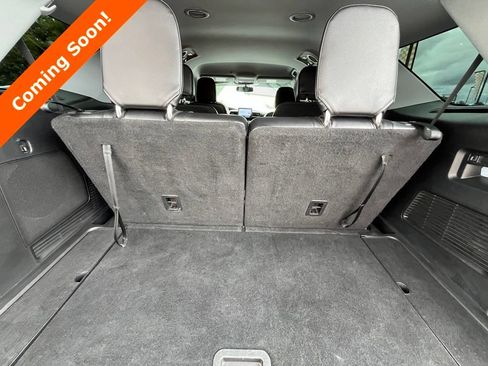 Used 2022 Ford Explorer Limited RWD image 29