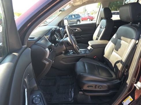Used 2020 Chevrolet Traverse Premier AWD/4WD image 12
