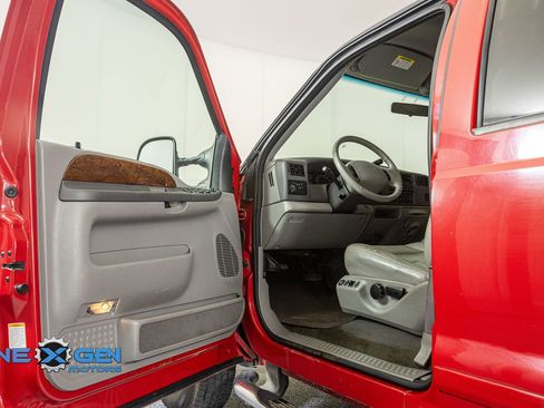 Used 2001 Ford F350 Lariat AWD/4WD image 10