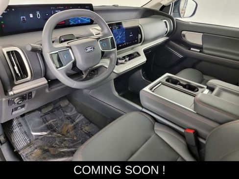 Used 2025 Ford Expedition Active image 12