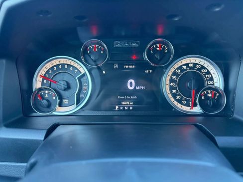 Used 2017 RAM 1500 Big Horn AWD/4WD image 17