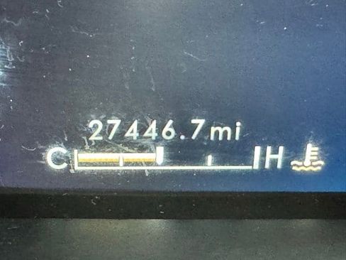 Certified 2023 Lincoln Nautilus Reserve w/ Equipment Group 201A image 13