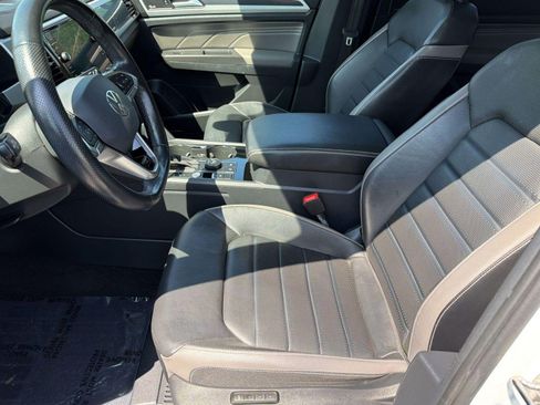Used 2022 Volkswagen Atlas SEL Premium AWD/4WD image 5