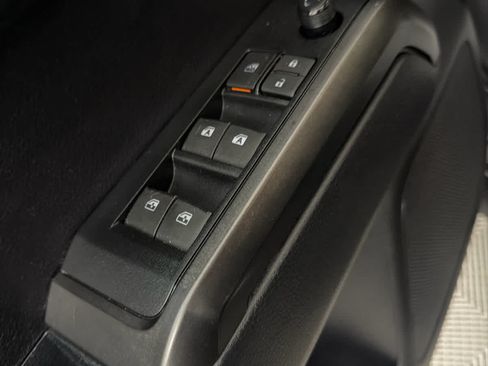 Used 2021 Toyota Tacoma TRD Off-Road w/ Technology Package AWD/4WD image 23