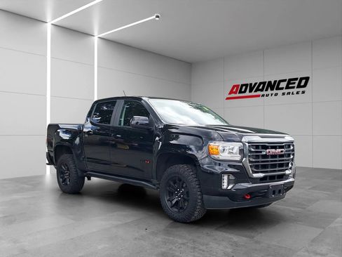 Used 2022 GMC Canyon AT4 AWD/4WD image 2