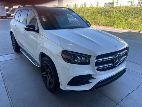 Used 2023 Mercedes-Benz GLS 450 4MATIC image 4