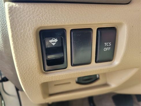 Used 2008 Nissan Altima 3.5 SE w/ Emergency Aid Pkg image 19