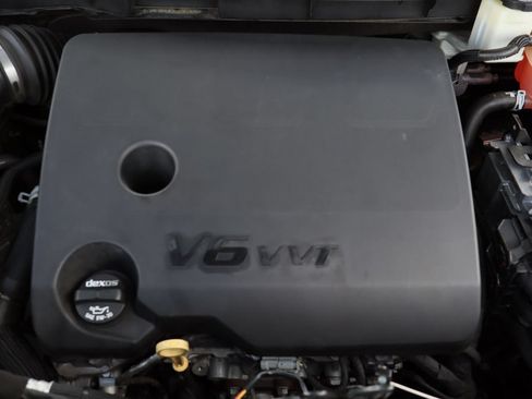 Used 2020 Chevrolet Traverse Premier FWD image 35
